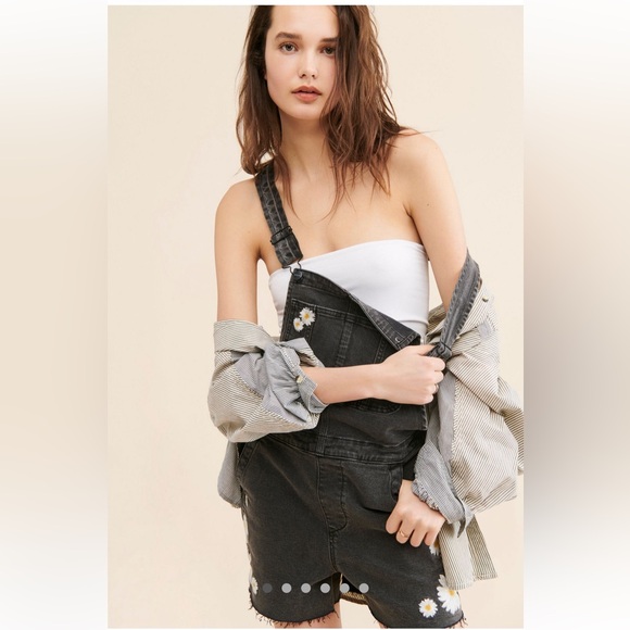 Free People Denim - Free People Driftwood Black Floral Embroidered Short Overalls